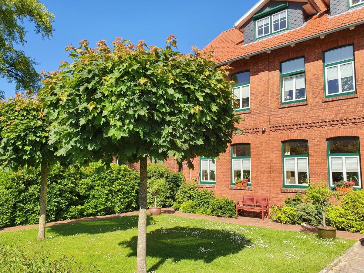 Wunderschoene Und Moderne Altstadtwohnung Im Herzen Von Otterndorf Exterior foto